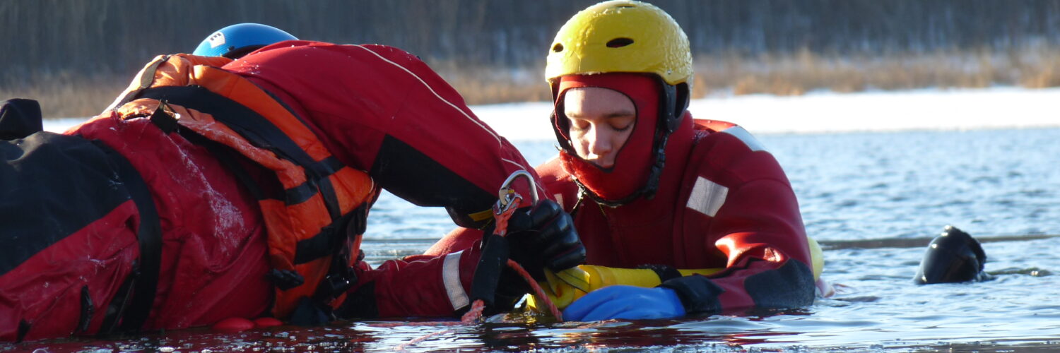 Ice Safety & Rescue – Instructor Trainer » Rescue 3 International